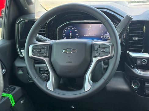 Used 2025 Chevrolet Silverado 2500 LTZ w/ Trail Boss Package AWD/4WD image 20