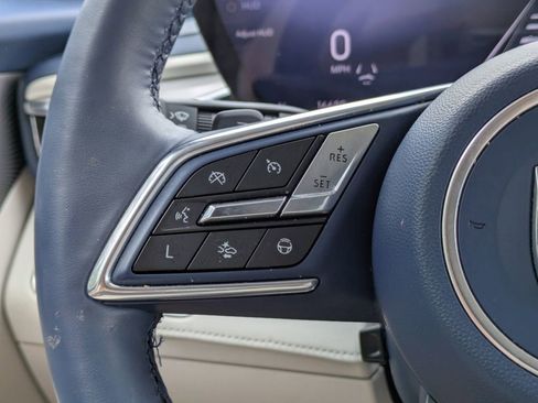 Used 2025 Buick Enclave Avenir w/ Super Cruise Package image 27