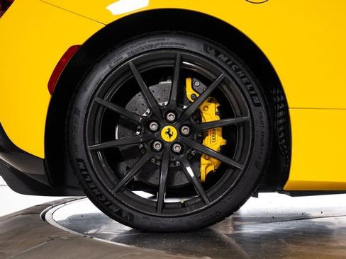 Certified 2021 Ferrari F8 Tributo image 17