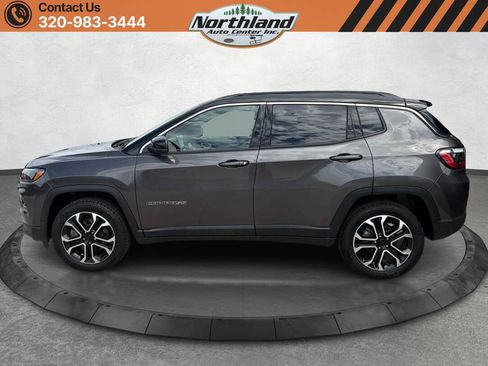 Used 2023 Jeep Compass Limited AWD/4WD image 8