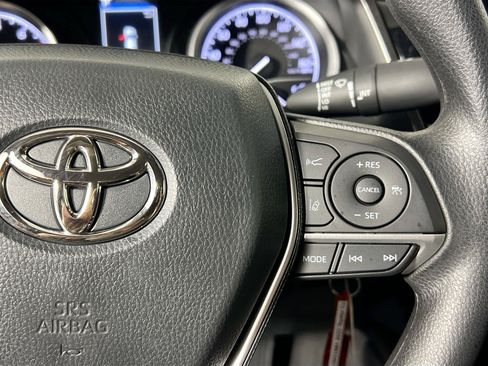 Used 2022 Toyota Camry LE FWD image 19