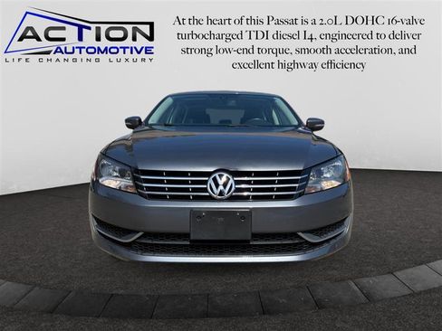 Used 2013 Volkswagen Passat TDI SE image 3