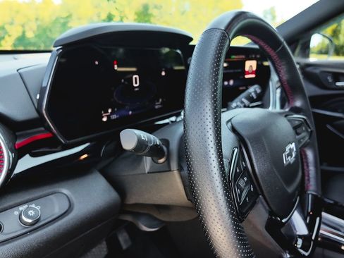 Used 2024 Chevrolet Trax RS w/ Driver Confidence Package image 21