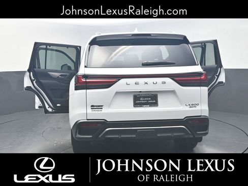 Used 2024 Lexus LX 600 F Sport image 27