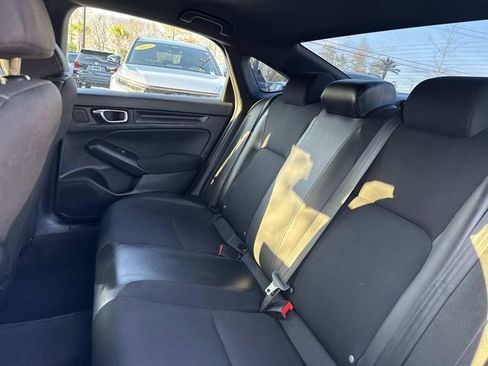 Used 2023 Honda Civic Sport image 15
