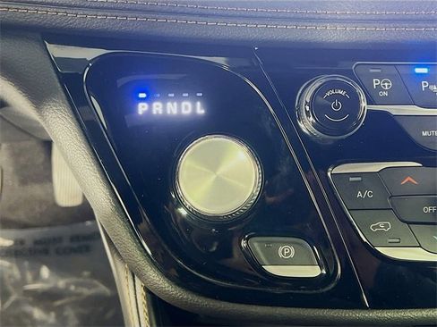 Used 2022 Chrysler Pacifica Pinnacle image 23