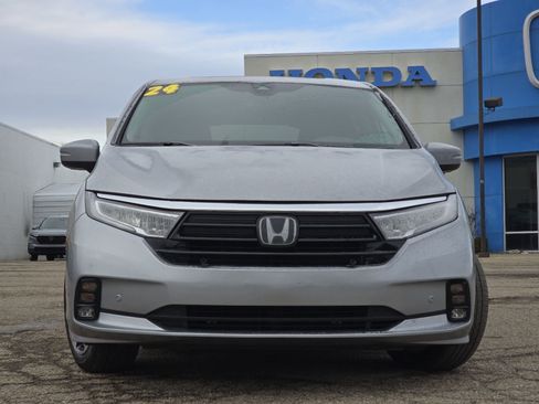 Used 2024 Honda Odyssey Touring image 9