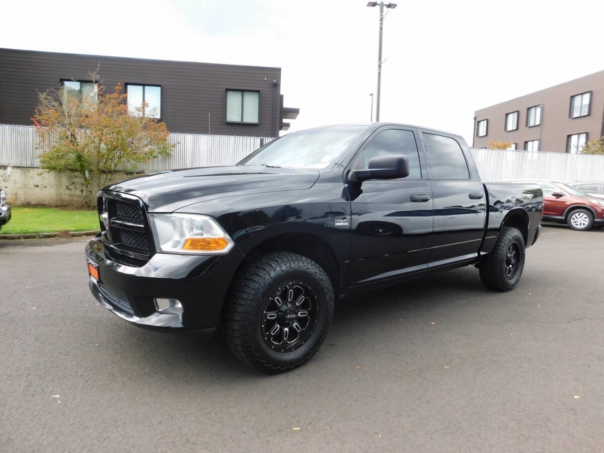 Used 2012 RAM 1500 Express w/ ST Popular Equipment Group AWD/4WD image 4