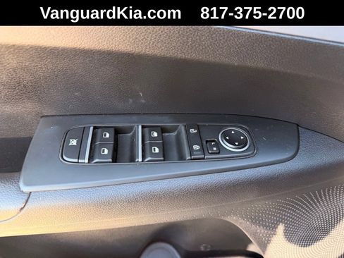 Certified 2022 Kia Forte LXS FWD image 17