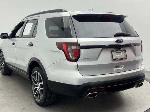 Used 2016 Ford Explorer Sport w/ Equipment Group 401A AWD/4WD image 4