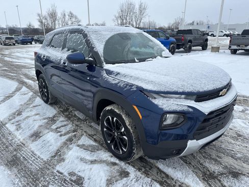 Used 2023 Chevrolet TrailBlazer LT image 11