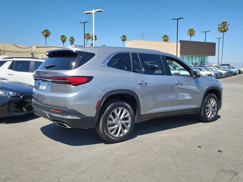 Used 2026 Buick Enclave Preferred w/ Power Package FWD image 4