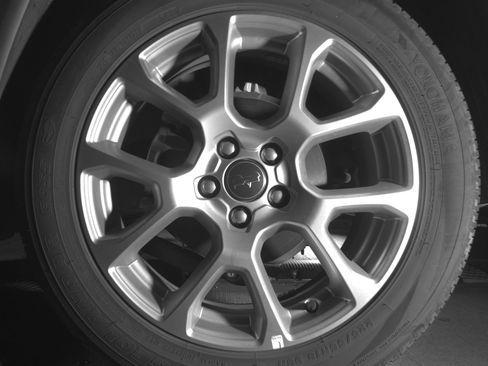 Used 2025 Jeep Compass Limited image 14