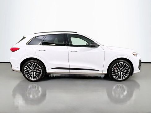 Used 2025 Audi SQ5 Premium Plus w/ Premium Plus Package AWD/4WD image 8