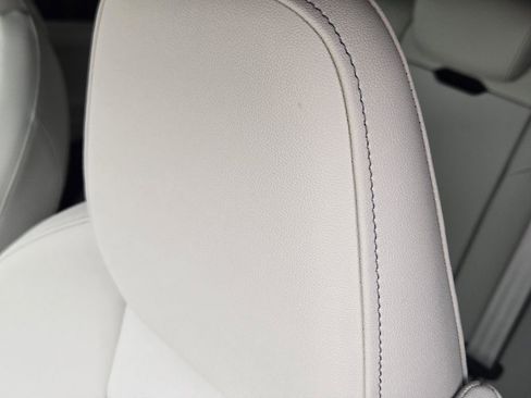 Certified 2025 Audi Q5 Prestige image 17