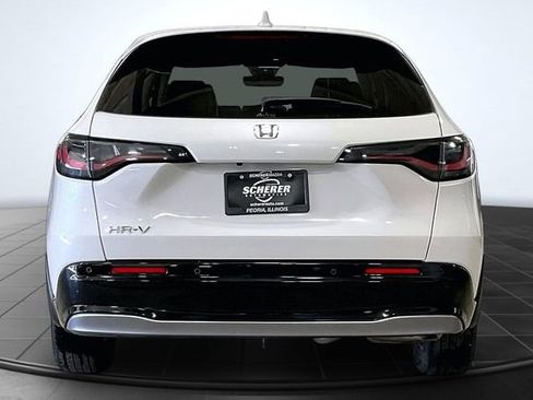 Used 2025 Honda HR-V EX-L image 4