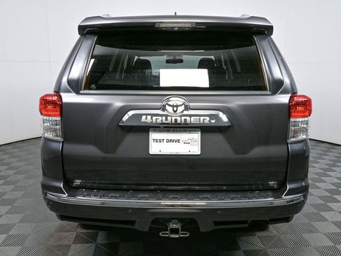 Used 2012 Toyota 4Runner SR5 w/ Premium Pkg AWD/4WD image 27
