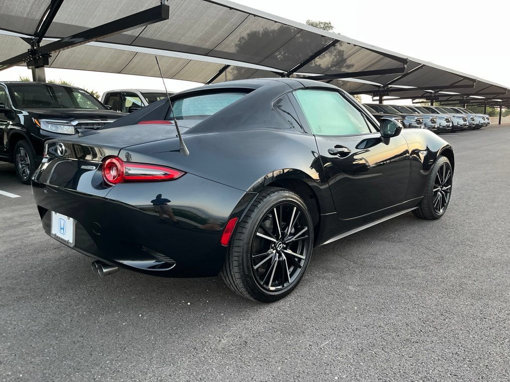 Used 2026 MAZDA MX-5 Miata RF Grand Touring RWD image 4