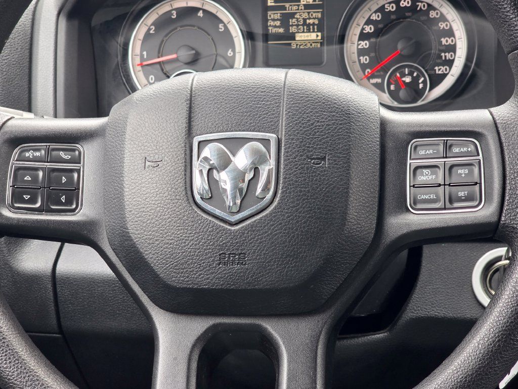 Used 2016 RAM 1500 Classic SLT AWD/4WD image 15