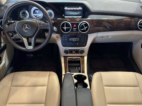 Used 2015 Mercedes-Benz GLK 350 4MATIC image 12