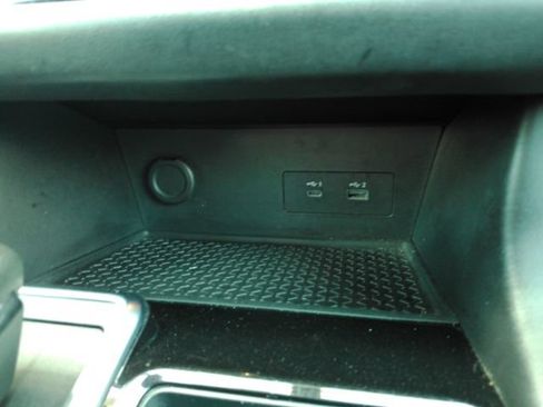 Used 2022 Nissan Pathfinder SV FWD image 44