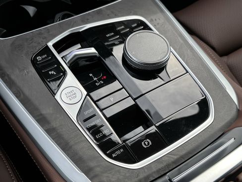 Used 2026 BMW X5 sDrive40i w/ Premium Package image 29