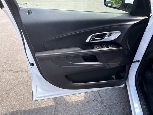 Used 2016 Chevrolet Equinox LT w/ Convenience Package image 13