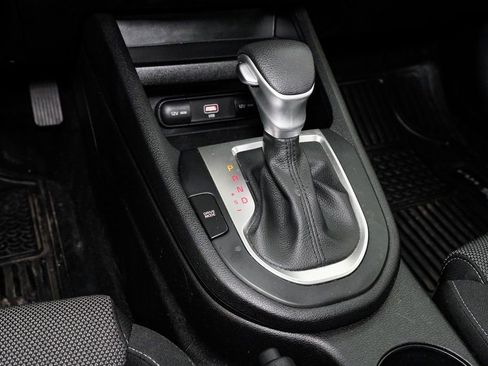 Certified 2023 Kia Forte LXS image 18