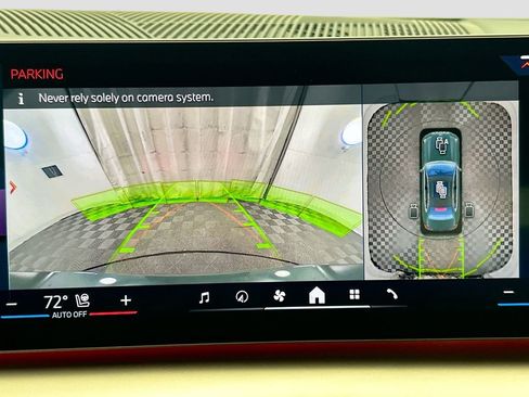 New 2026 BMW i5 eDrive40 w/ Premium Package image 15