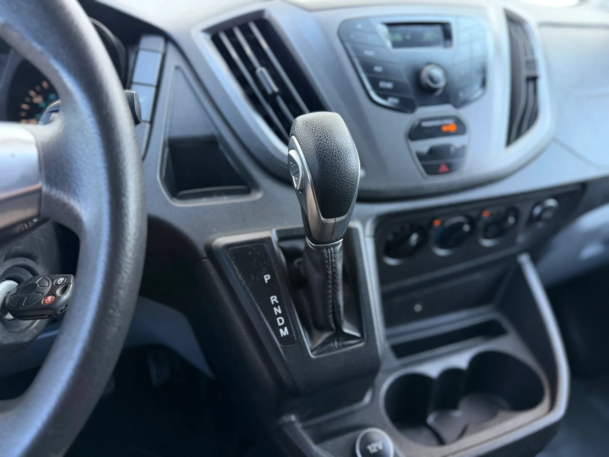 Used 2019 Ford Transit 150 130 Low Roof RWD image 19