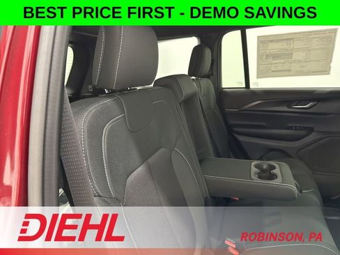 New 2026 Jeep Grand Cherokee Laredo X AWD/4WD image 12