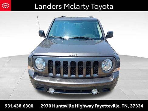 Used 2017 Jeep Patriot High Altitude AWD/4WD image 2