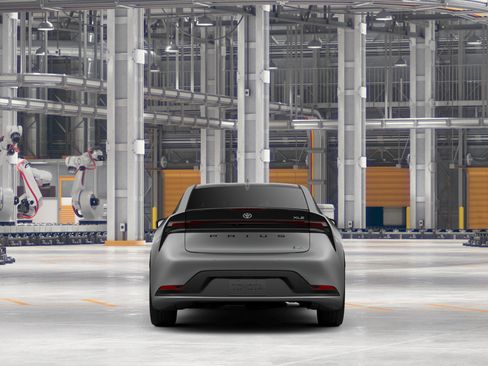 New 2026 Toyota Prius XLE FWD image 8