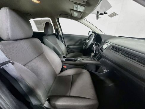 Used 2021 Honda HR-V LX image 24