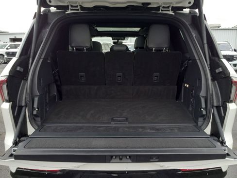 Used 2025 Lincoln Navigator Reserve w/ Jet Appearance Package AWD/4WD image 12