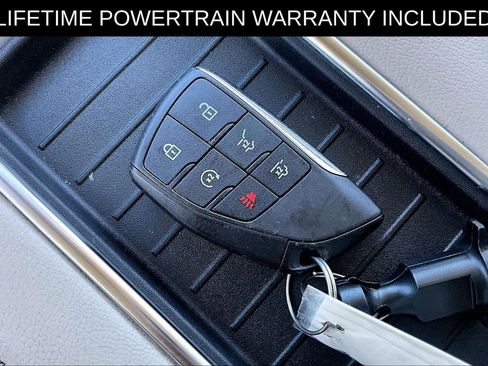 Used 2021 GMC Yukon XL Denali w/ Denali Premium Package image 13