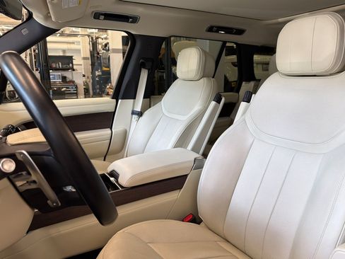 Used 2023 Land Rover Range Rover SE AWD/4WD image 5