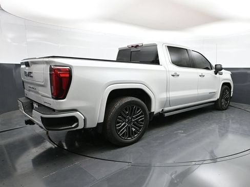 Used 2022 GMC Sierra 1500 Denali Ultimate AWD/4WD image 32
