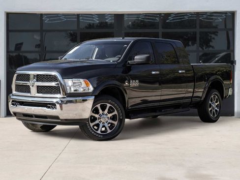 Used 2016 RAM 2500 SLT image 1