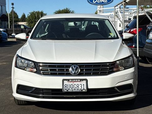 Used 2016 Volkswagen Passat 1.8T S FWD image 9