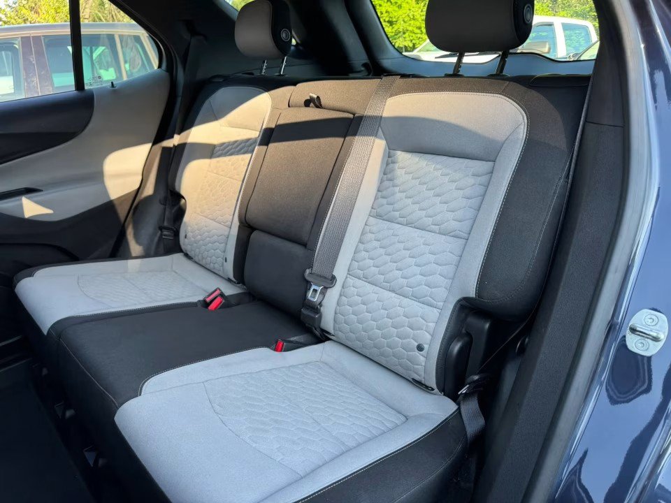 Used 2019 Chevrolet Equinox LS AWD/4WD image 9