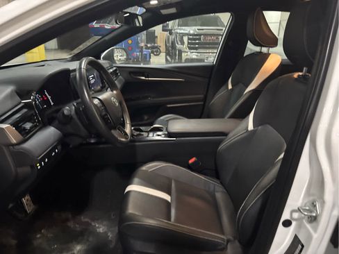 Certified 2025 Toyota Camry SE image 10