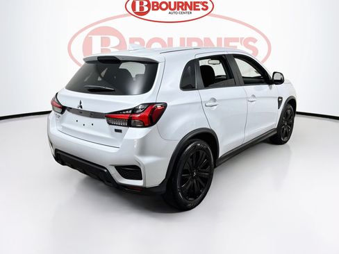 Used 2025 Mitsubishi Outlander Sport LE AWD/4WD image 8