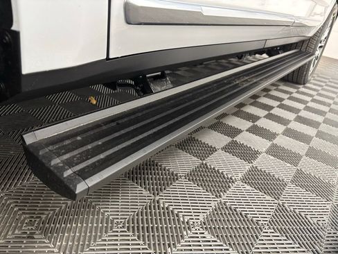 New 2026 GMC Yukon XL Denali w/ Denali Reserve Package image 21