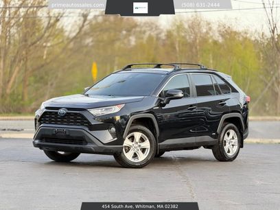 Used 2021 Toyota RAV4 XLE w/ Convenience Package