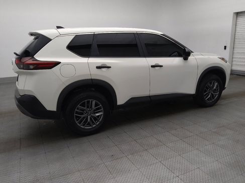 Used 2023 Nissan Rogue S image 10