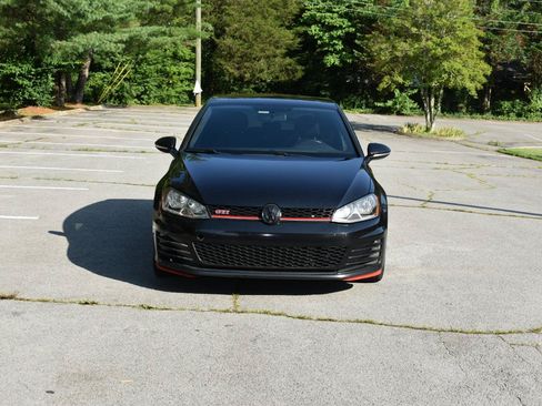 Used 2017 Volkswagen GTI Autobahn FWD image 11