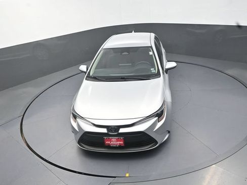 Used 2024 Toyota Corolla LE FWD image 23