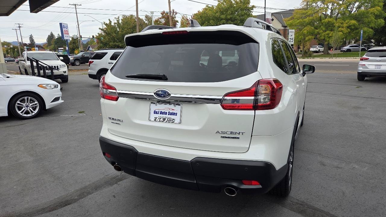 Used 2022 Subaru Ascent Limited AWD/4WD image 9