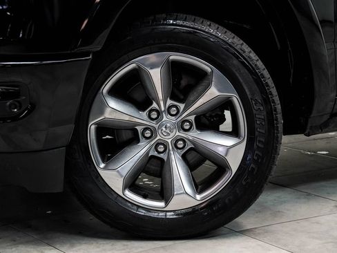 Used 2020 RAM 1500 Limited AWD/4WD image 3